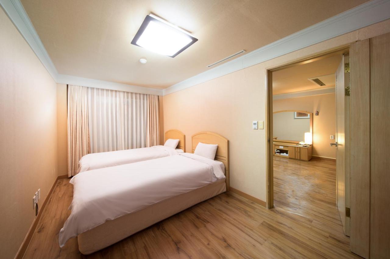 Jeju Hawaii Hotel Esterno foto